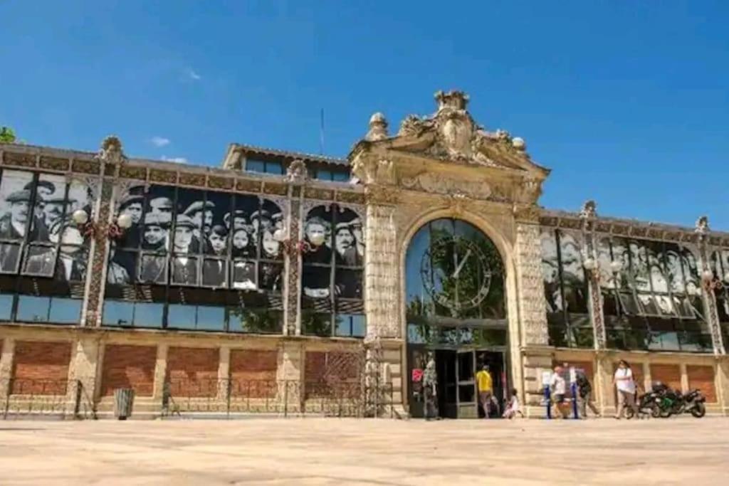 Escapade Coeur De Ville Narbona Exterior foto